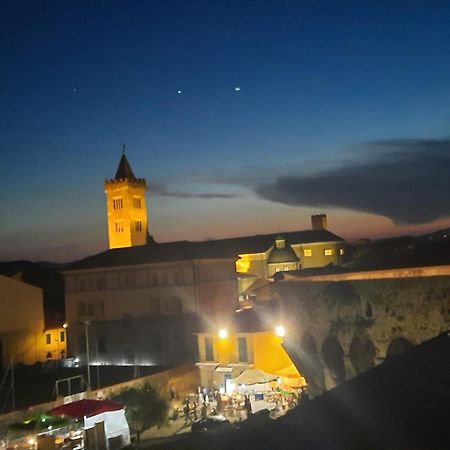 Opera Appartement Sarzana Buitenkant foto