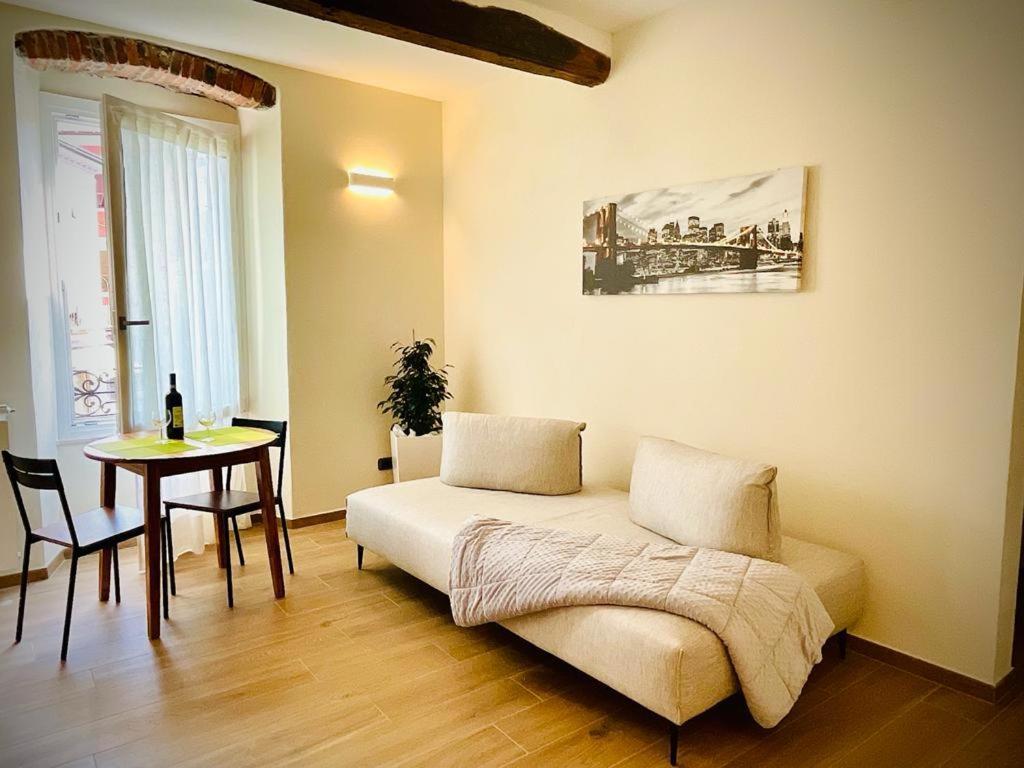 Opera Appartement Sarzana Buitenkant foto